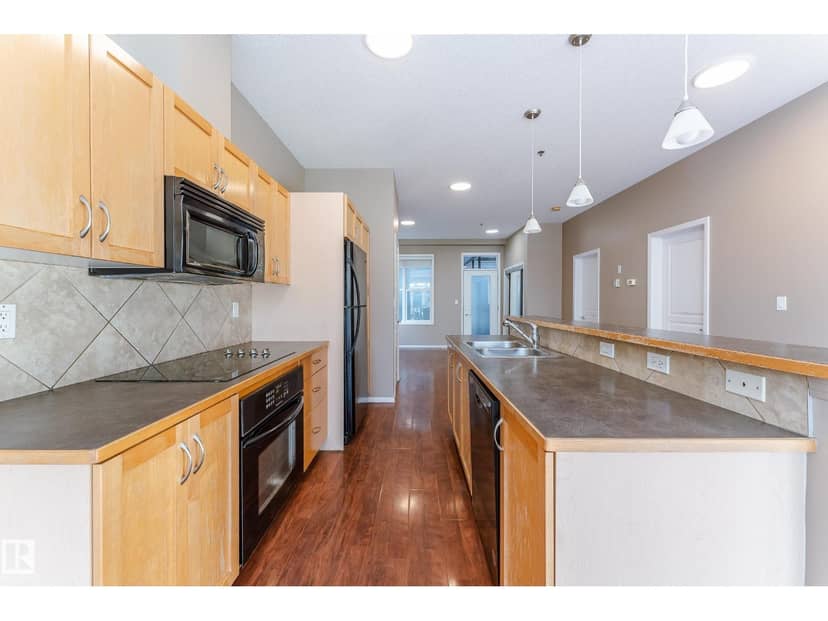 #413 4835 104A ST NW — photo 9 of 20