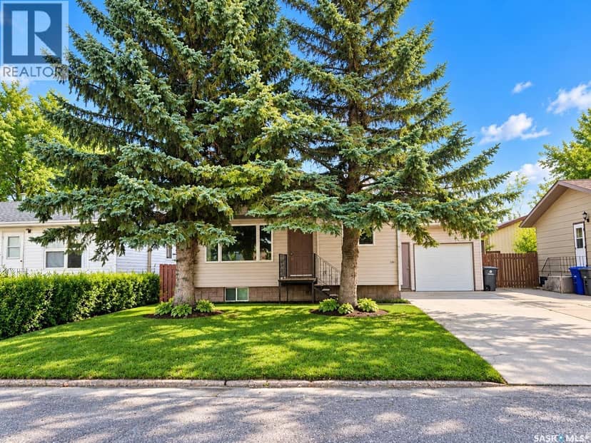 151 Memorial Drive, Spiritwood, photo 2