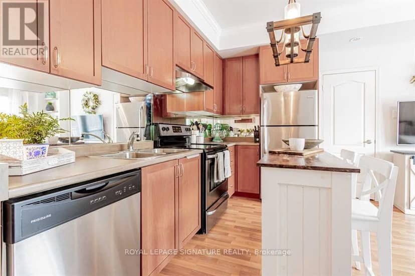 2 - 261 John Way W, Aurora, photo 6