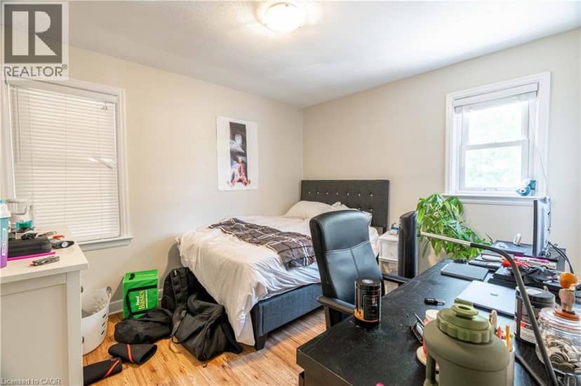 1519 HOWLAND Avenue — photo 14 of 40
