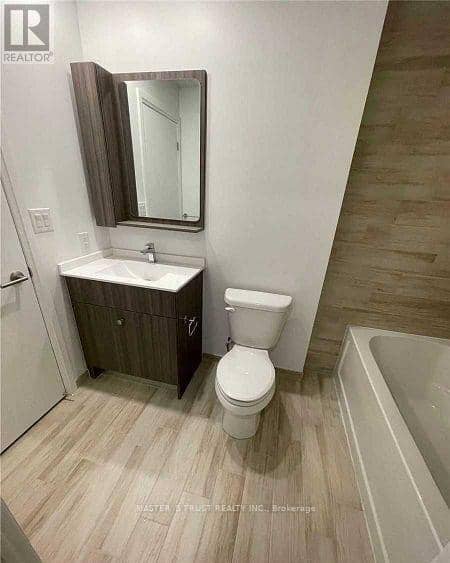 2705 - 75 Canterbury Place — photo 7 of 12