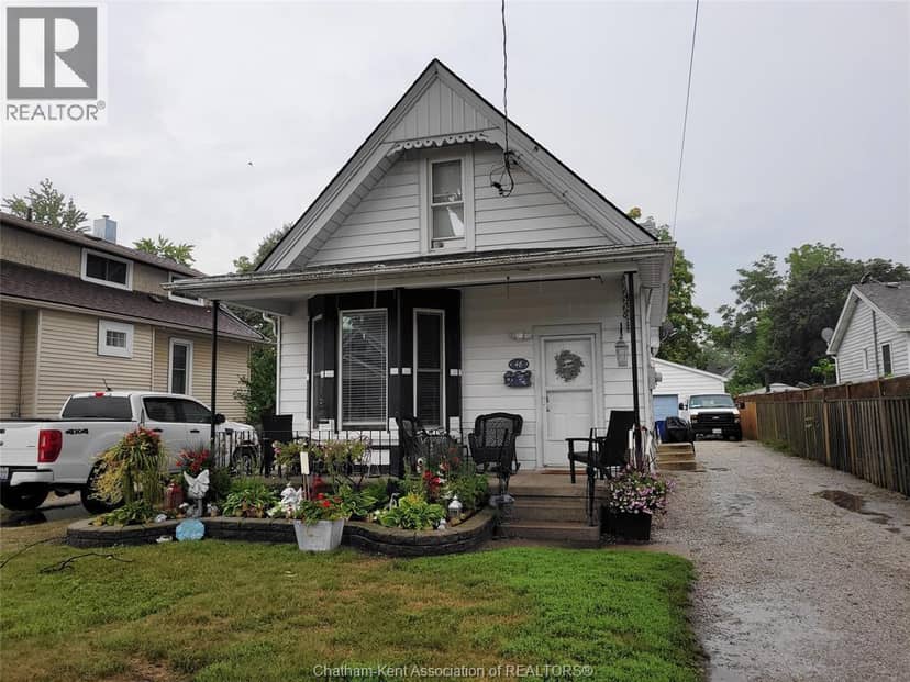 48 Wilson AVENUE — photo 1 of 4