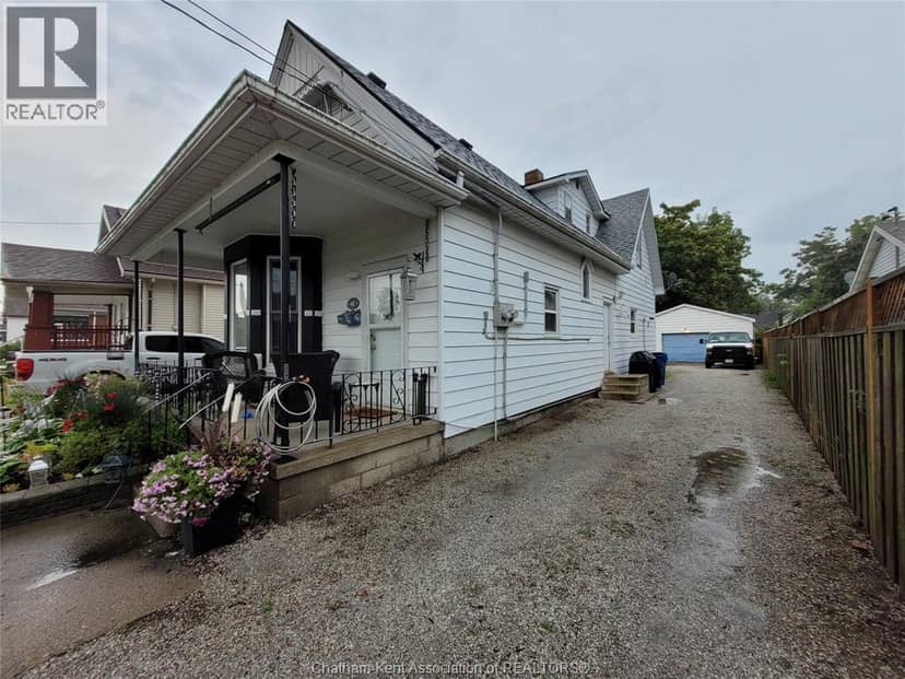 48 Wilson AVENUE — photo 4 of 4