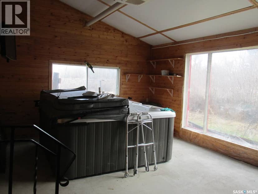 Choiceland acreage — photo 13 of 40