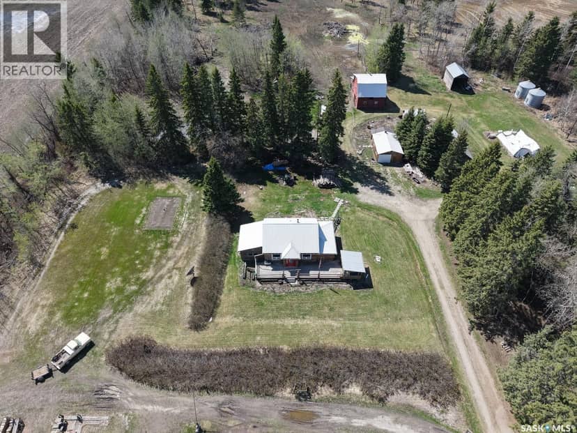 Choiceland acreage — photo 9 of 40