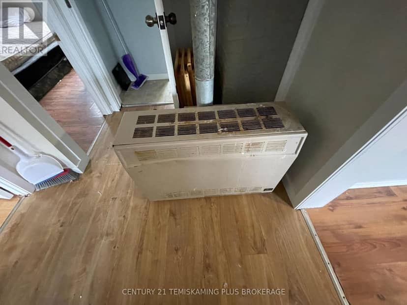 49 Cobalt Street — photo 23 of 27