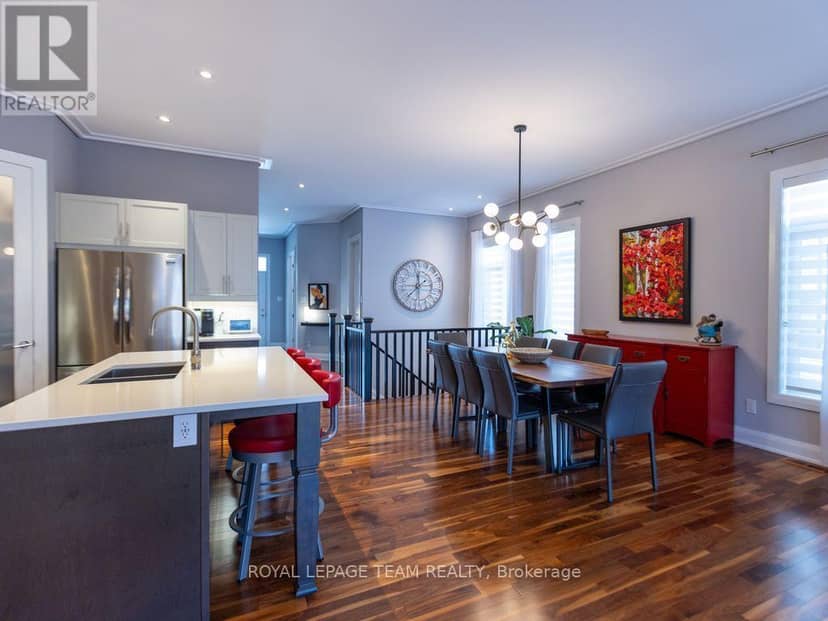 729 Carnelian Crescent — photo 12 of 38