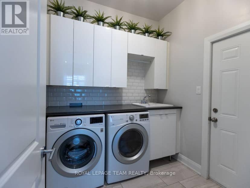 729 Carnelian Crescent — photo 20 of 38
