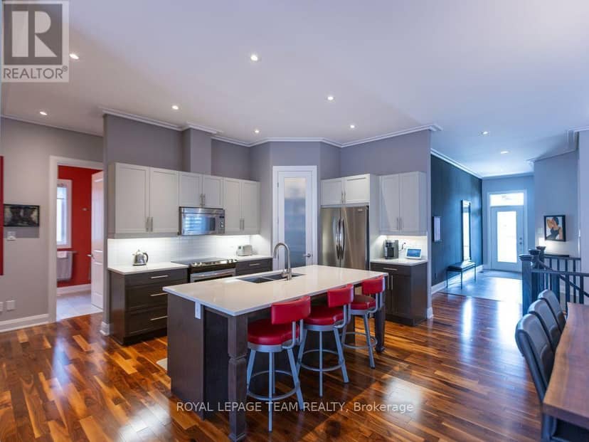 729 Carnelian Crescent — photo 7 of 38
