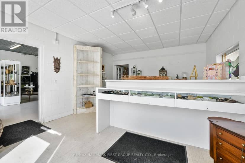 3311 Burnham Street N — photo 30 of 40