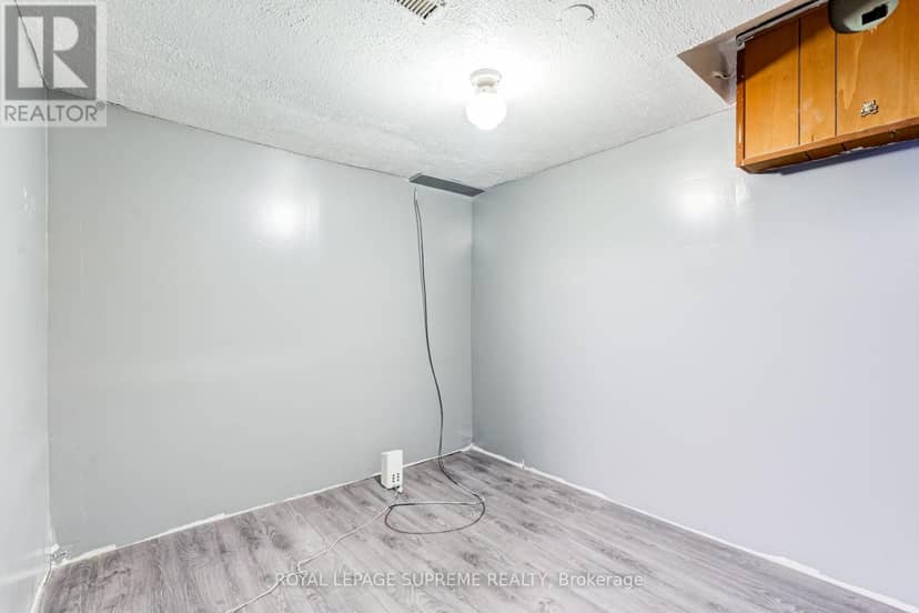 238 Brock Avenue — photo 37 of 40