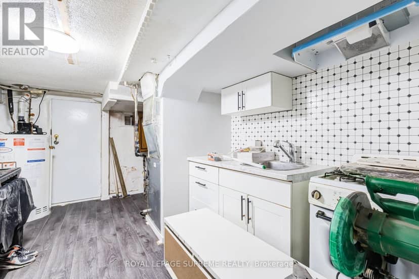 238 Brock Avenue — photo 40 of 40