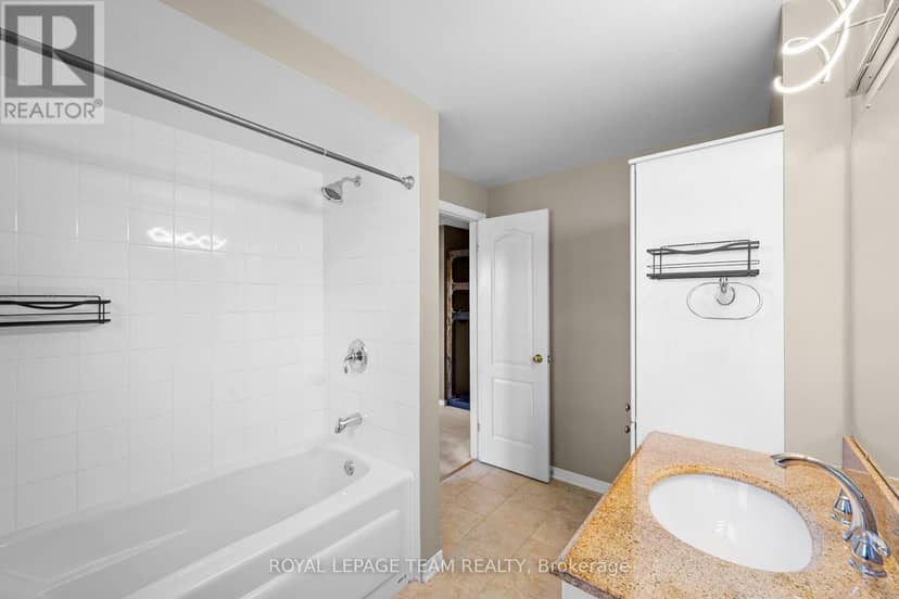 8 Mannington Court — photo 21 of 27