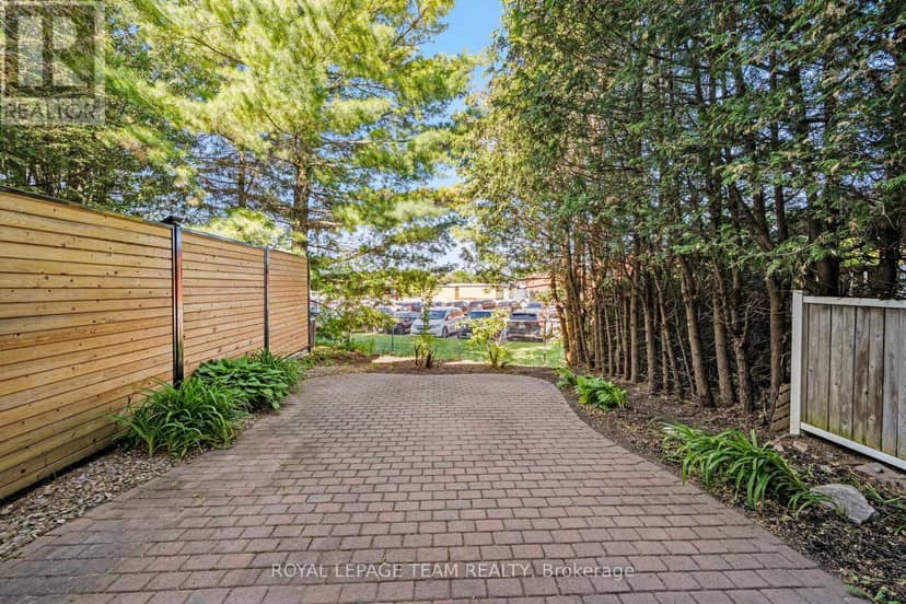 8 Mannington Court — photo 25 of 27