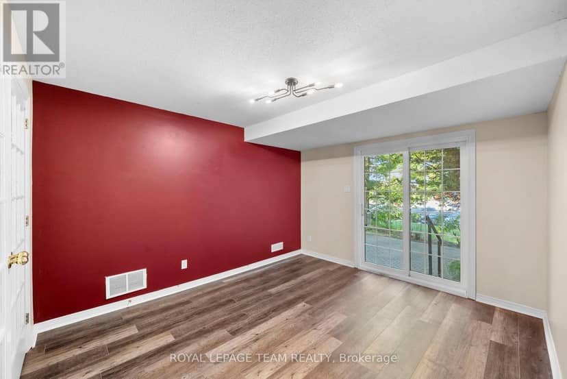 8 Mannington Court, Ottawa, photo 5
