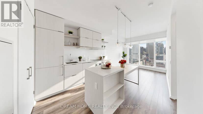 1701 - 197 Yonge St Street — photo 11 of 40