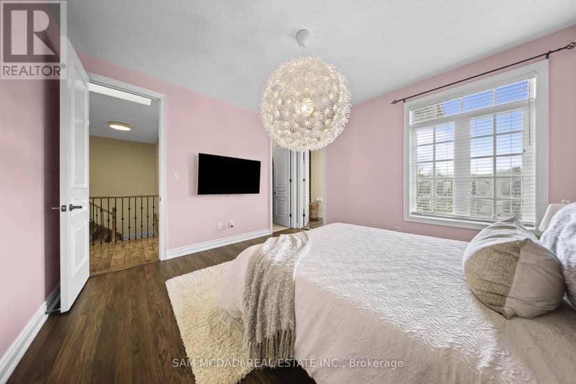 950 Fredonia Drive — photo 29 of 40