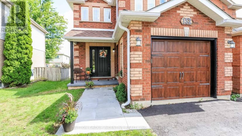 152 Julia Crescent — photo 1 of 22