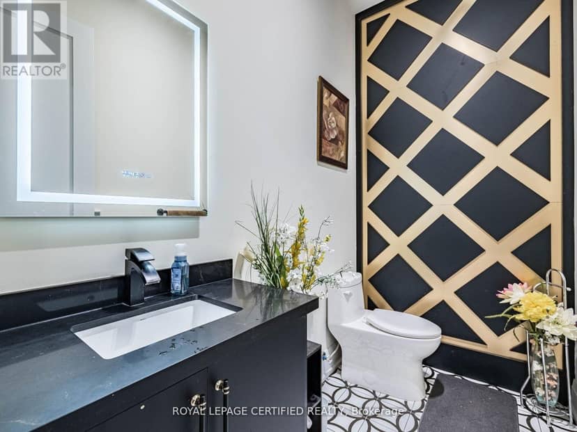 3081 Grenville Drive, Mississauga, photo 5