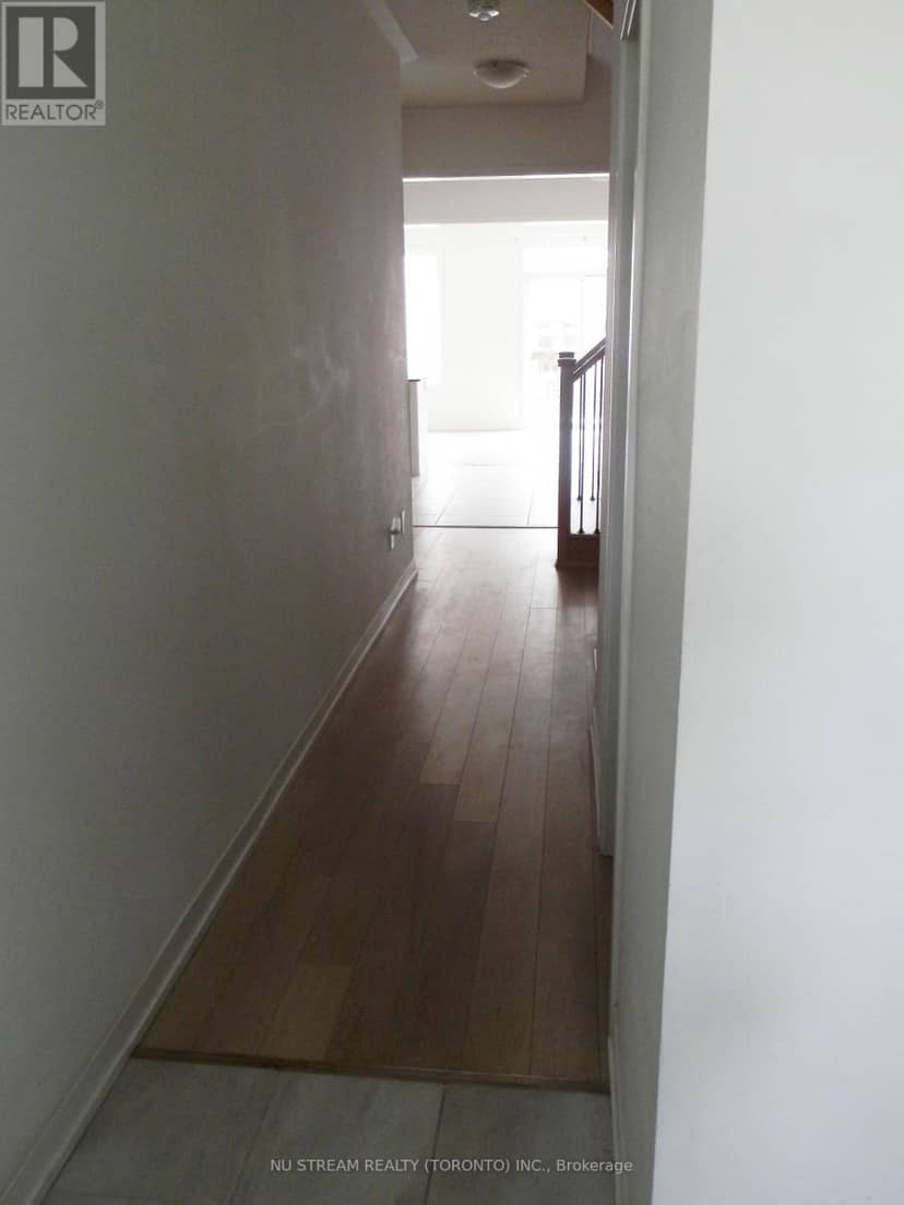 208 Harding Park Street, Newmarket, photo 3
