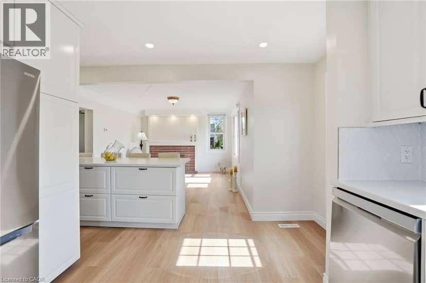 894 GARTH Street — photo 11 of 39
