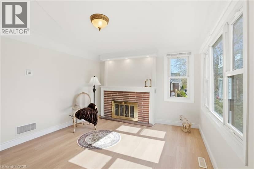 894 GARTH Street, Hamilton, photo 5
