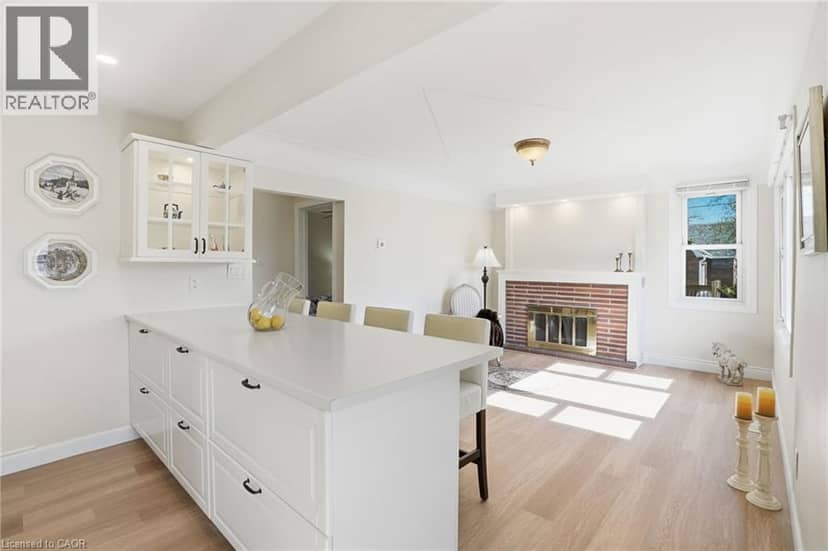 894 GARTH Street, Hamilton, photo 4