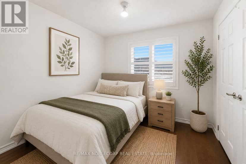 15 Gould Crescent — photo 10 of 40