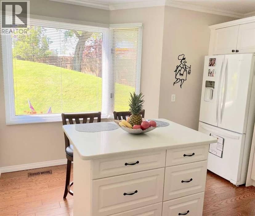 27, 10910 Bonaventure Drive SE, Calgary, photo 3