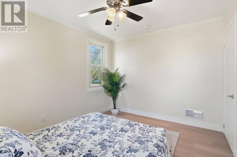 894 Garth Street — photo 18 of 39