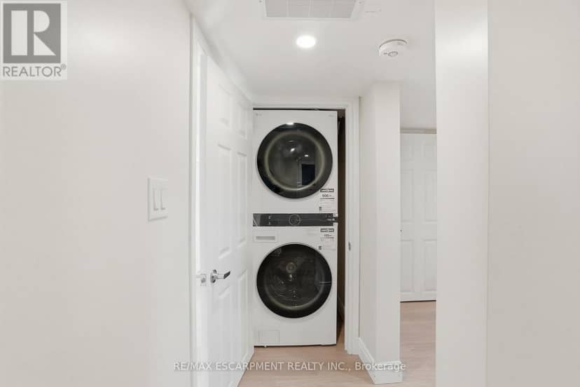 894 Garth Street — photo 34 of 39