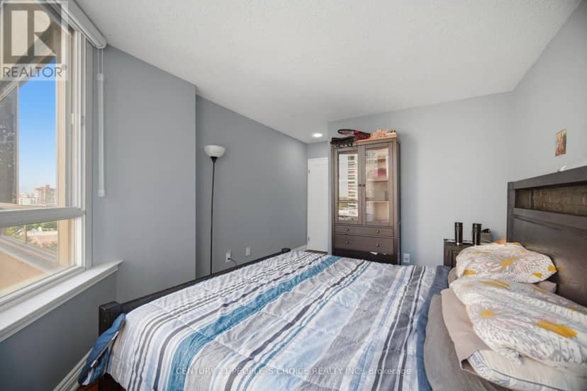 703 - 3605 Kariya Drive — photo 31 of 40