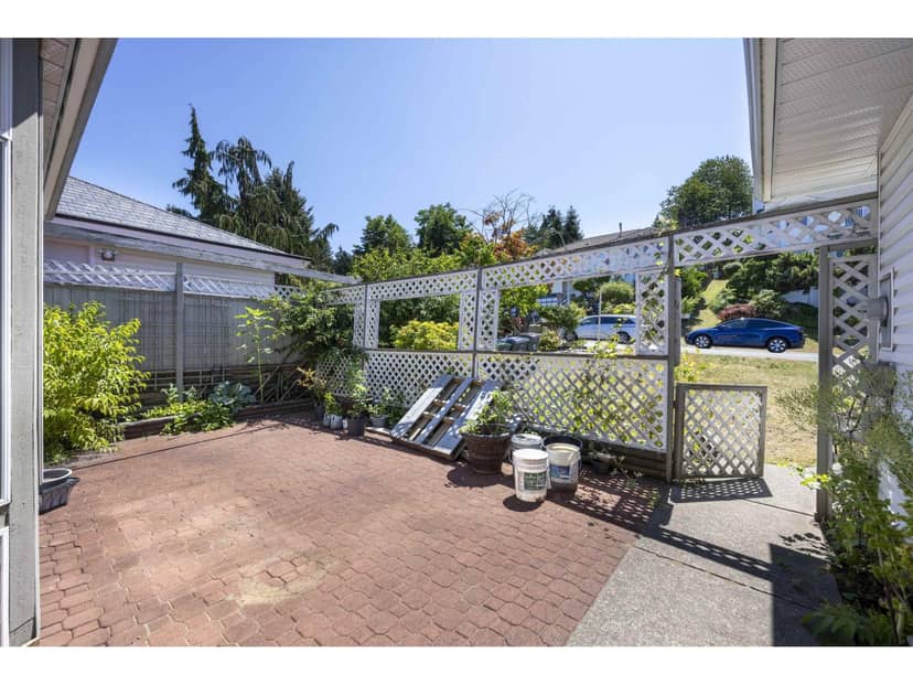 13957 115A AVENUE, Surrey, photo 2