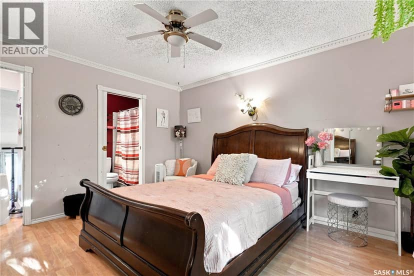 1423 Junor AVENUE — photo 16 of 31