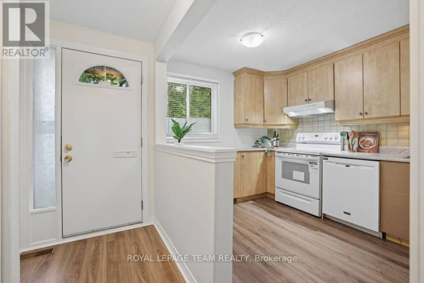 6801 Bilberry Drive — photo 5 of 32
