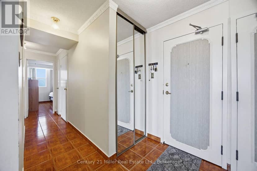411 - 3845 Lake Shore Boulevard W, Toronto, photo 6