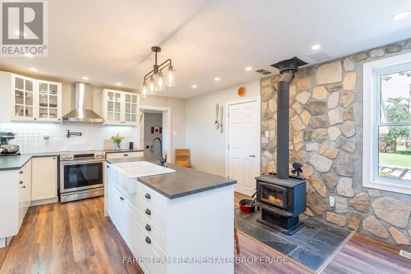 518079 County Road 124 — photo 7 of 40