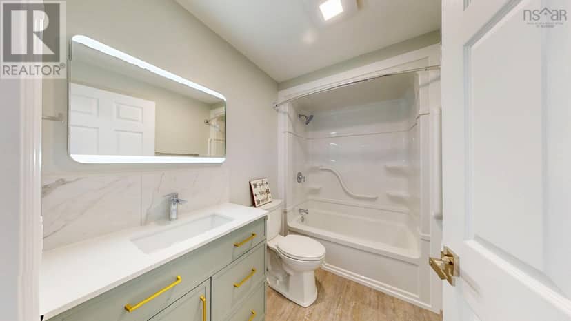 14-24 Kadray Court — photo 17 of 40