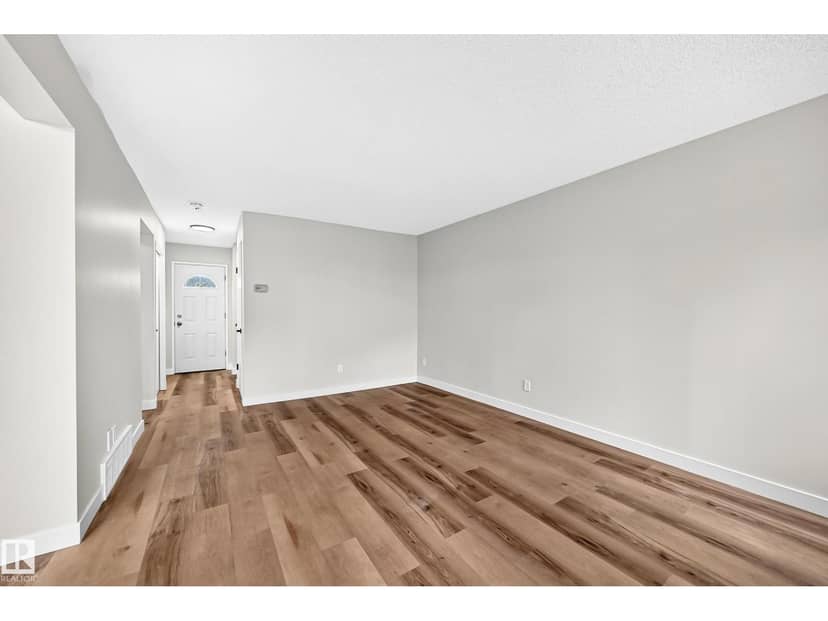 13845 24 ST NW — photo 20 of 40