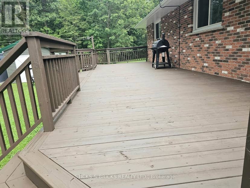 9195 Carl Road — photo 22 of 27