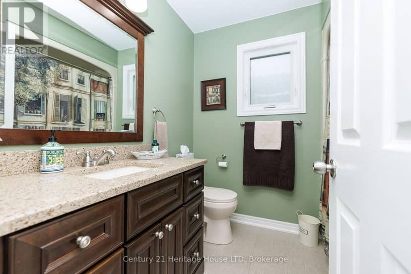 621 Parkdale Avenue — photo 17 of 40