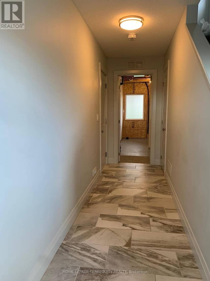 2 - 3025 Singleton Avenue — photo 29 of 32