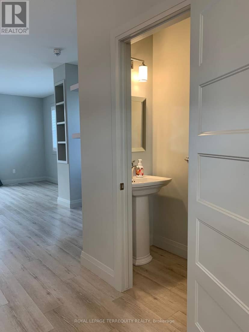 2 - 3025 Singleton Avenue — photo 5 of 32