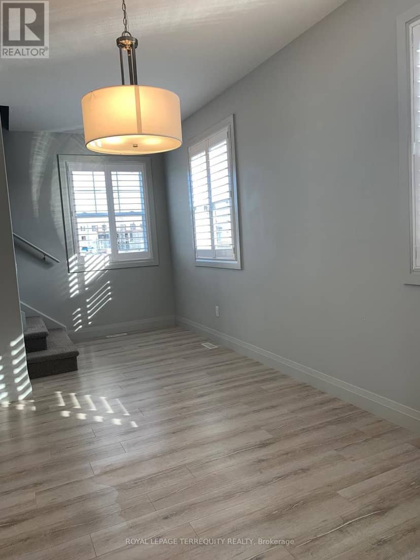 2 - 3025 Singleton Avenue — photo 8 of 32