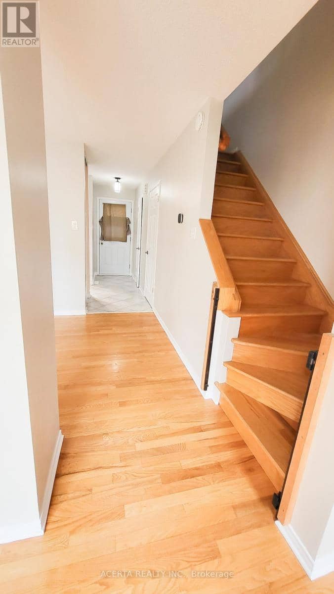 249 Teal Crescent — photo 10 of 24