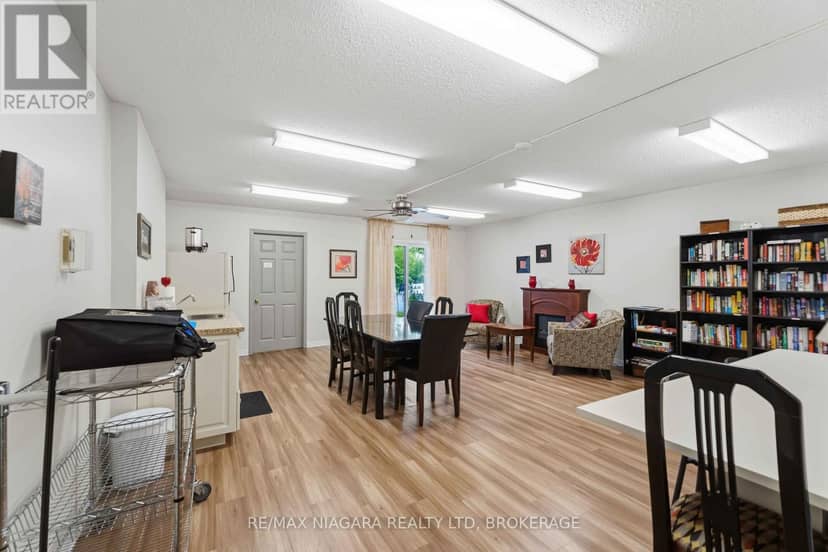 313 - 4209 Hixon Street — photo 25 of 30