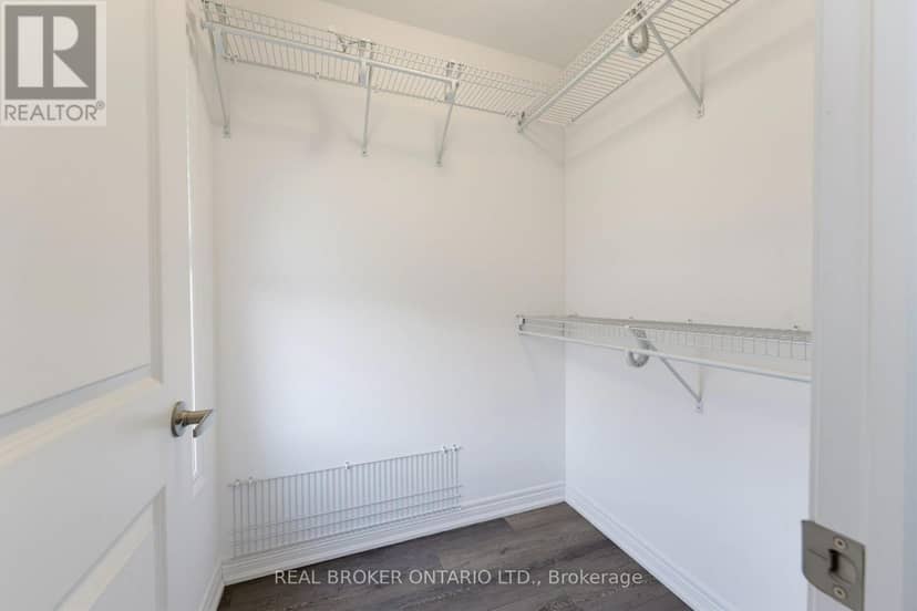 120 Court Drive — photo 16 of 40