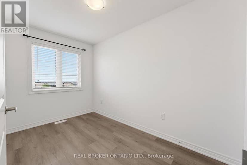 120 Court Drive — photo 22 of 40