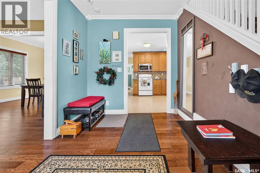 1129 1st AVENUE NE — photo 10 of 40