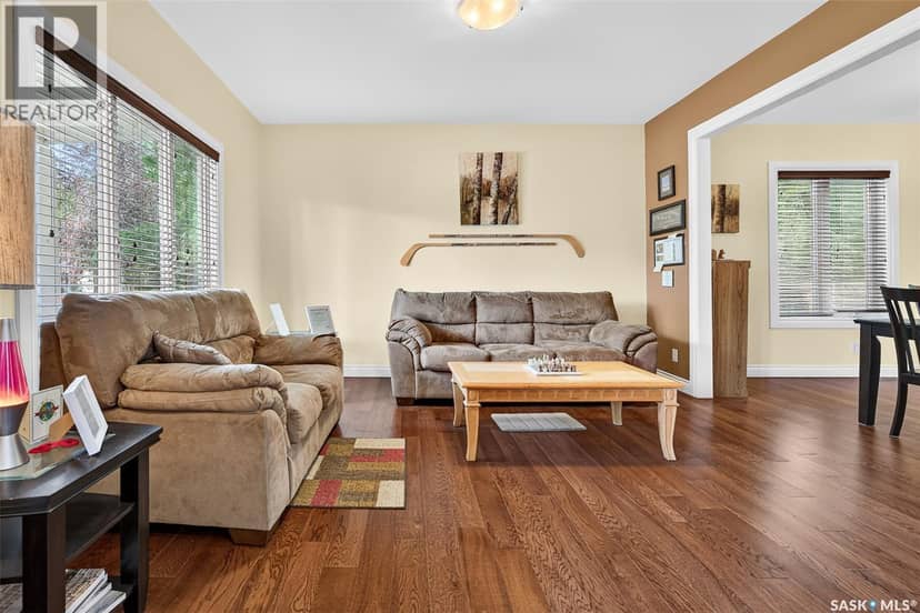 1129 1st AVENUE NE — photo 11 of 40